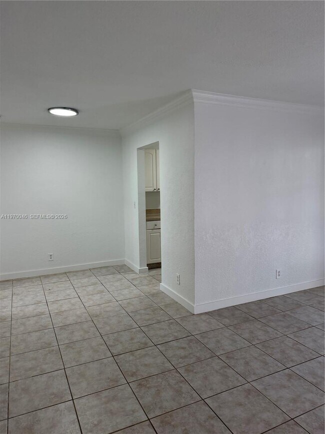 Foto del edificio - 105 NE 12th Ave