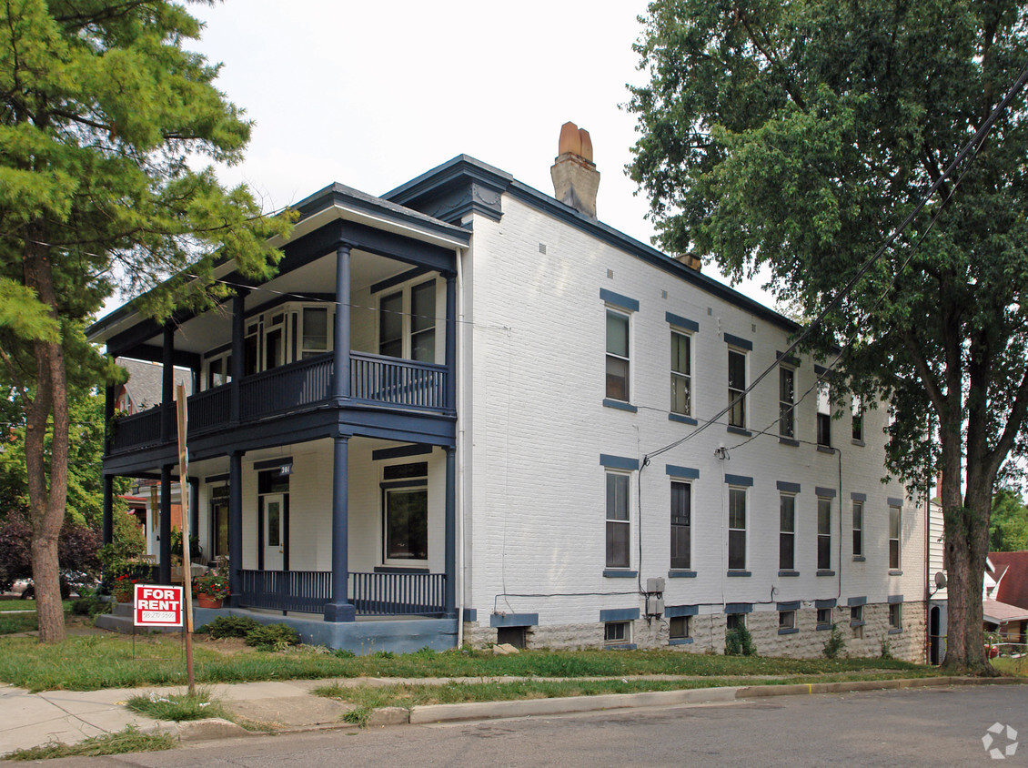 Primary Photo - 201-203 Sterrett Ave