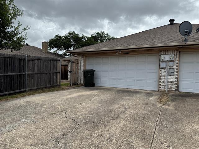 Foto del edificio - 2217 Woodcreek St