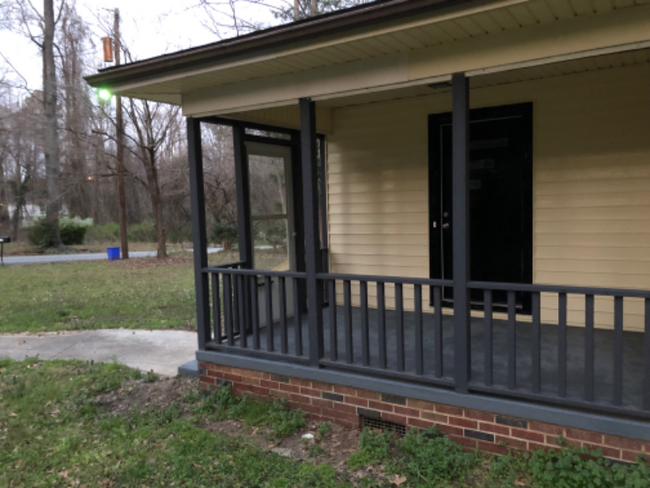 Building Photo - 129 Brookside Cir