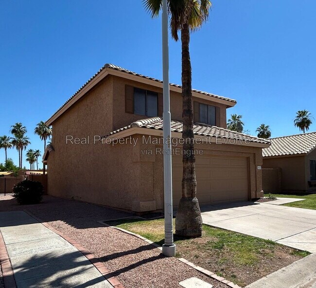 Foto del edificio - 5943 W Drake Ct