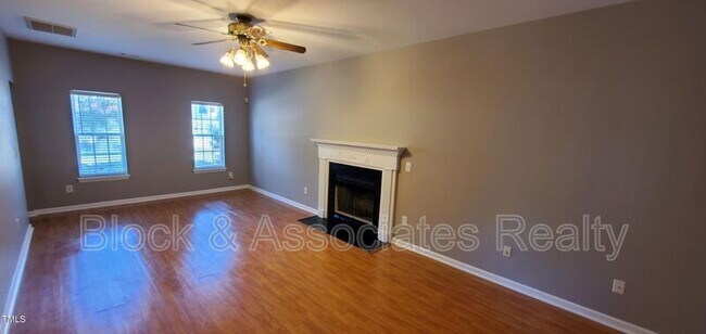 Building Photo - 104 Wellspring Dr