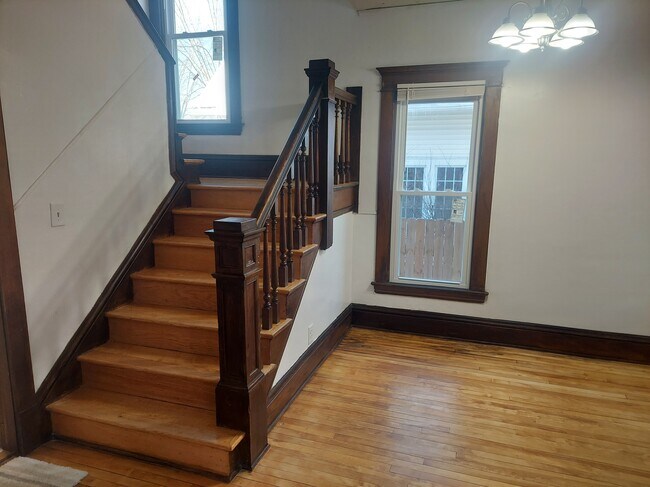 Foto del edificio - Dreamland Homes-5