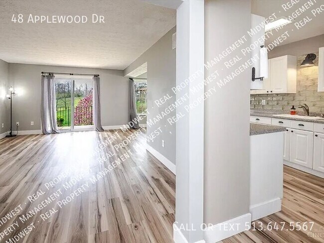 Foto del edificio - 48 Applewood Dr