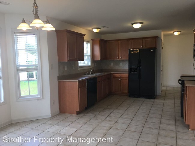 Foto del edificio - 4 br, 3 bath House - 127 Advance Drive