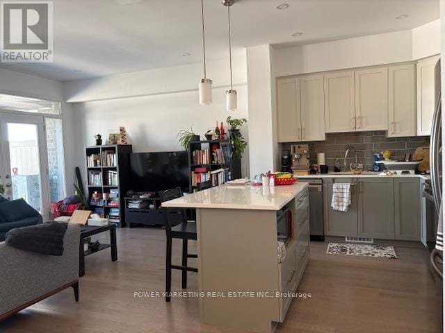 Building Photo - 42 Verglas Ln.