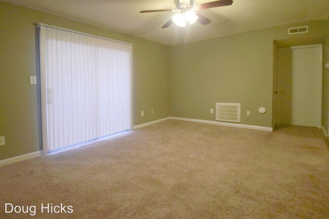 Foto del edificio - 1 br, 1 bath House - 855-K Farmhurst Dr
