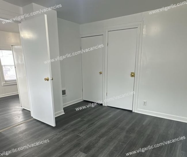 Foto del edificio - 1313-1313 Michigan St