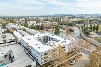 Building Photo - Vassar Terrace
