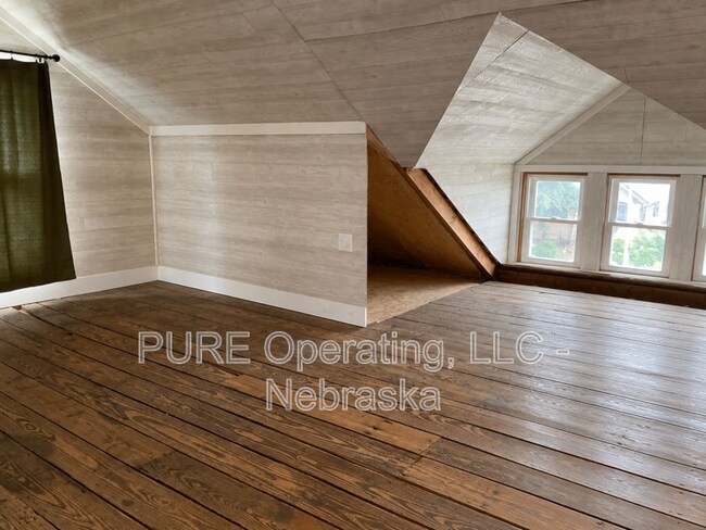 Building Photo - 4182 Wakeley St