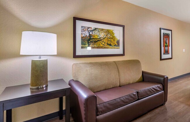 Building Photo - Furnished Studio-Baltimore - BWI Airport - International Dr.