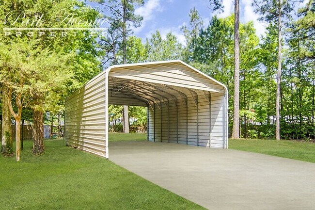 Building Photo - 7413 Laketree Dr