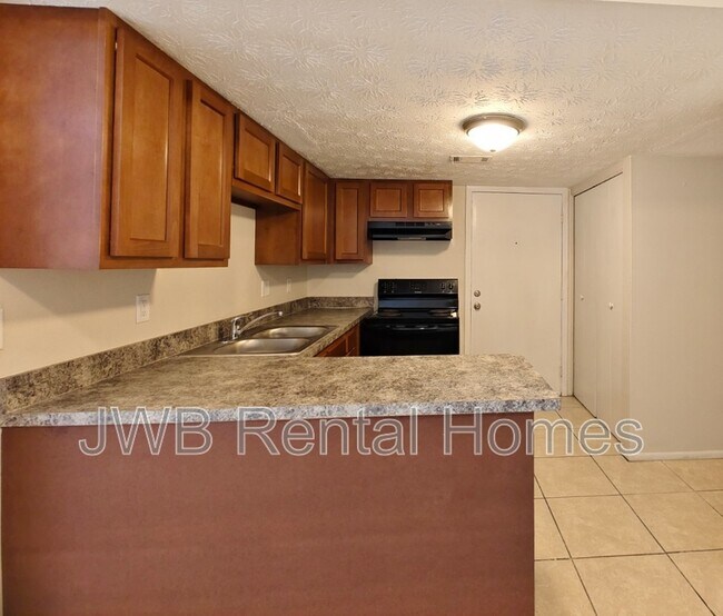 Building Photo - 7201 Arlington Expy