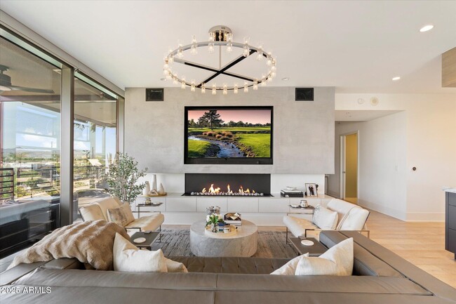 Foto del edificio - 7180 E Kierland Blvd