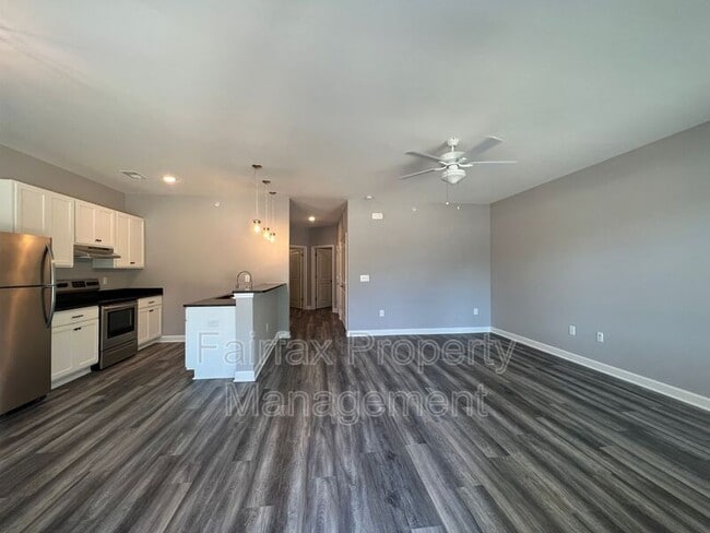 Photo - 518 Boone St Apartment