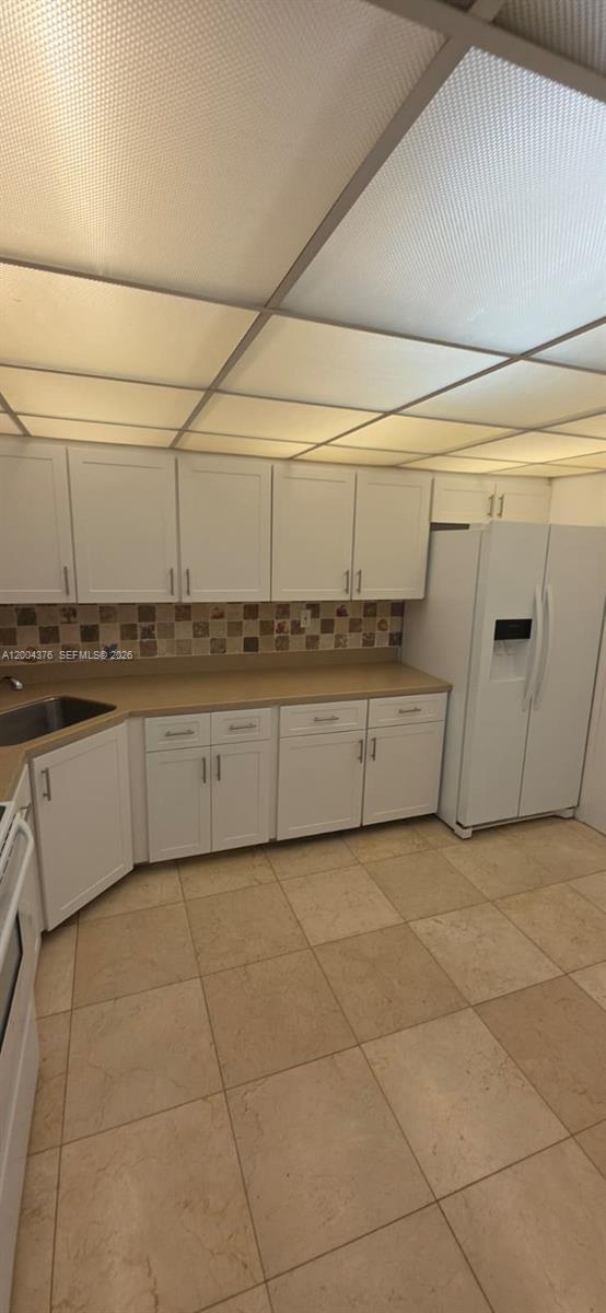 Foto del edificio - 2750 NE 183rd St