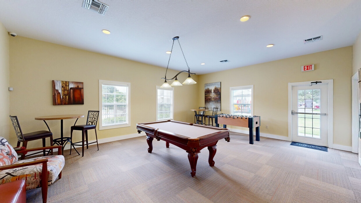 Photo - Retreat at Valencia Apartment Homes