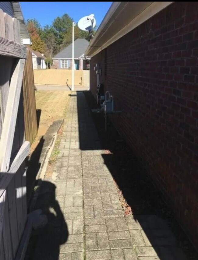 Foto del edificio - 2949 Old Belden Cir