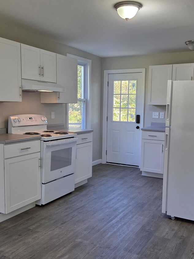 Primary Photo - 16 Preston St