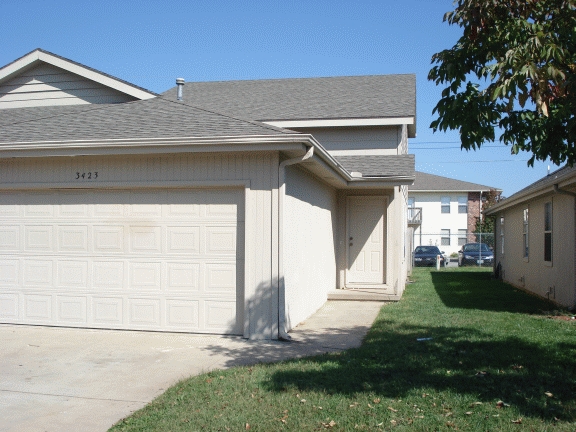 Primary Photo - Glendale Place Duplexes