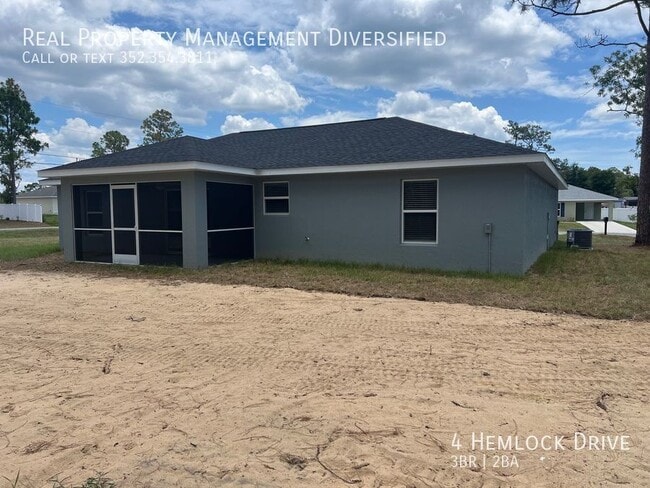 Building Photo - 4 Hemlock Dr