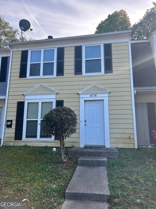 4678 Longman Way, Stone Mountain, GA 30083 Townhome Rentals in Stone