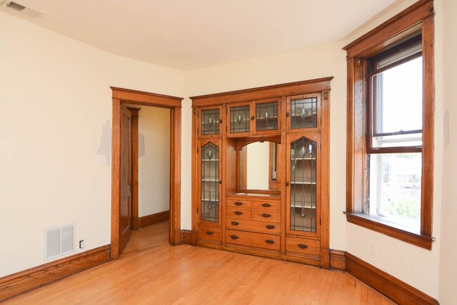 Foto del edificio - 2225 W Walton St