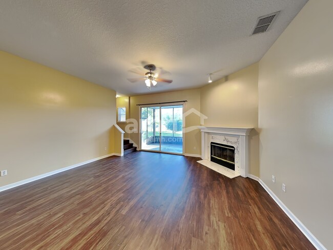 Building Photo - 1690 Rustling Drive