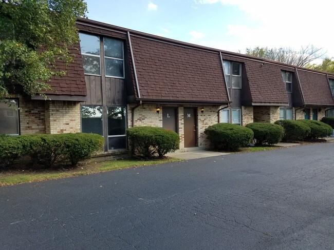 Foto del edificio - Stoneybrook Townhouse Apartments