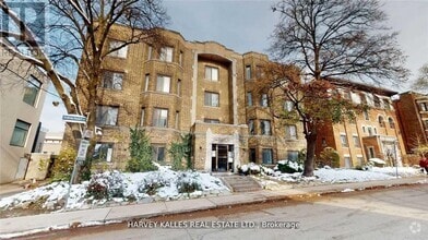 Building Photo - 320-320 Lonsdale Rd