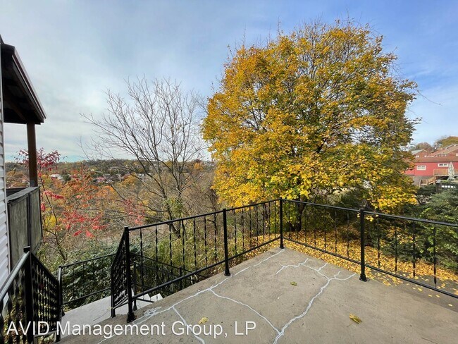 Foto del edificio - 3 br, 1 bath House - 4130 Lebanon Church Rd