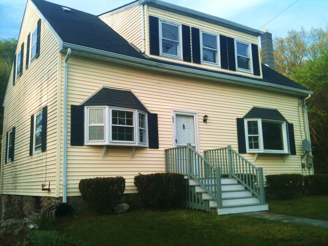 63 Harding St, Medfield, MA 02052 House Rental in Medfield, MA