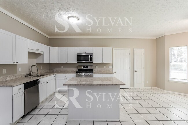 Foto del edificio - Spacious 4 bedroom colonial available now!