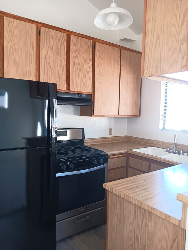 Foto del edificio - 10965 Fruitland Dr