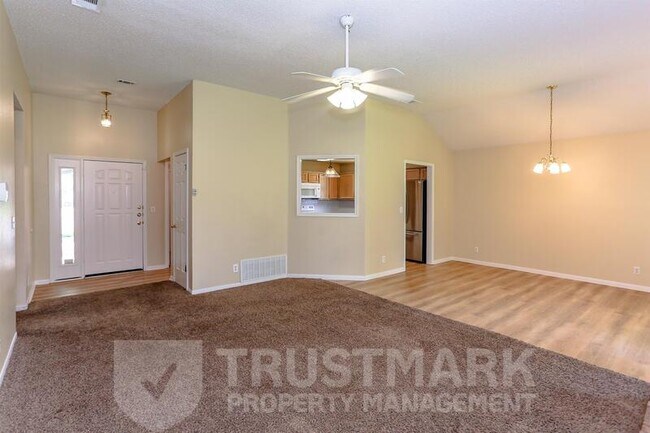 Foto del edificio - 4805 Frontier Trail