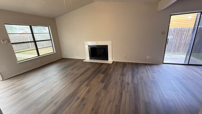 Building Photo - 8416 Dixon Rdg