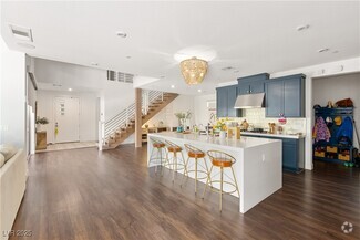 Building Photo - 2618 Skylark Trl St