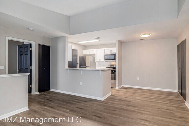 Foto del edificio - 3 br, 2 bath House - 9116 Charlotte Ct
