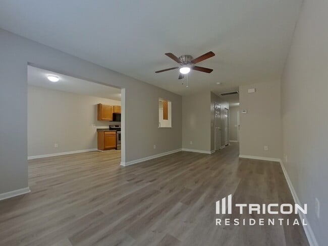 Foto del edificio - 133 Cottage Lake Way