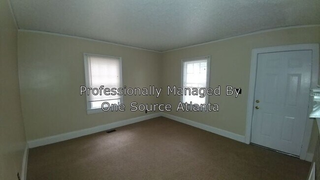 Building Photo - 1364 Carnegie Ave
