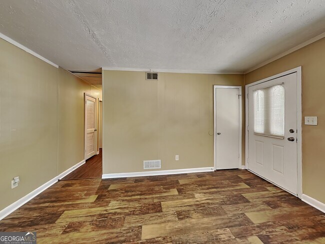 Building Photo - 10178 Brass Ring Rd