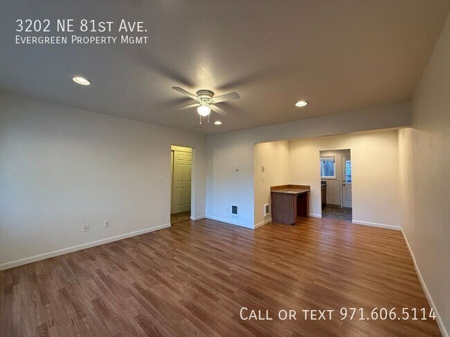 Foto del edificio - 3202 NE 81st Ave