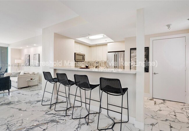 Foto del edificio - 3400 SW 27th Ave