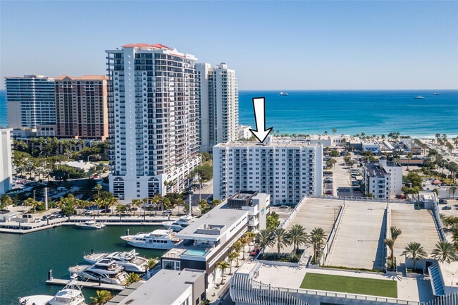 Foto del edificio - 200 S Birch Rd