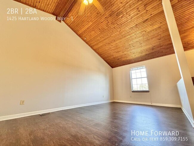 Building Photo - 1425 Hartland Woods Way