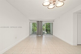 Building Photo - 4205 N University Dr