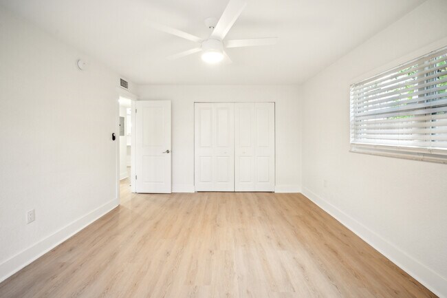 Foto del edificio - 3001 W. Horatio