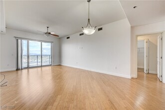 Building Photo - 8255 S Las Vegas Blvd