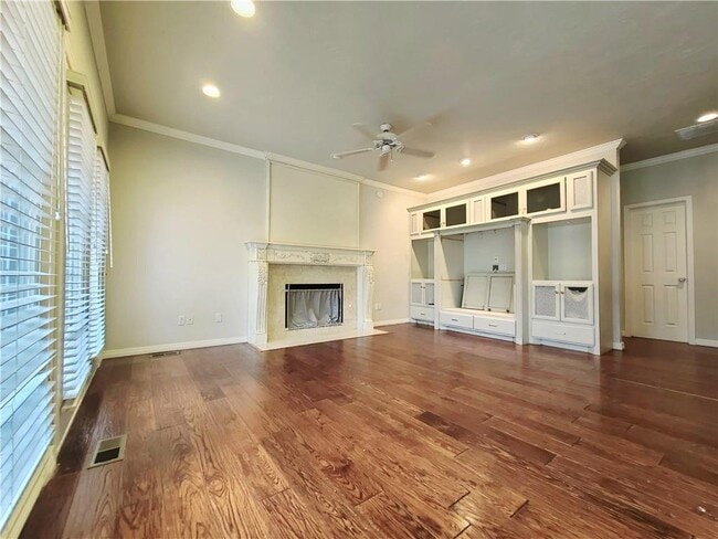 Foto del edificio - 5604 NW 106th St