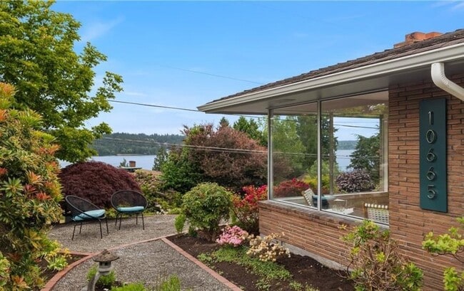 Foto del edificio - 3 bedroom in Seattle WA 98125